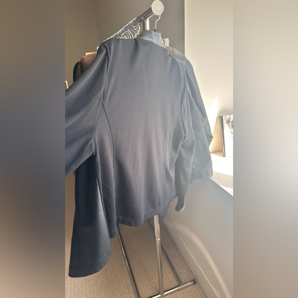 Leather cardigan/Blazer us16 - Picture 4 of 16